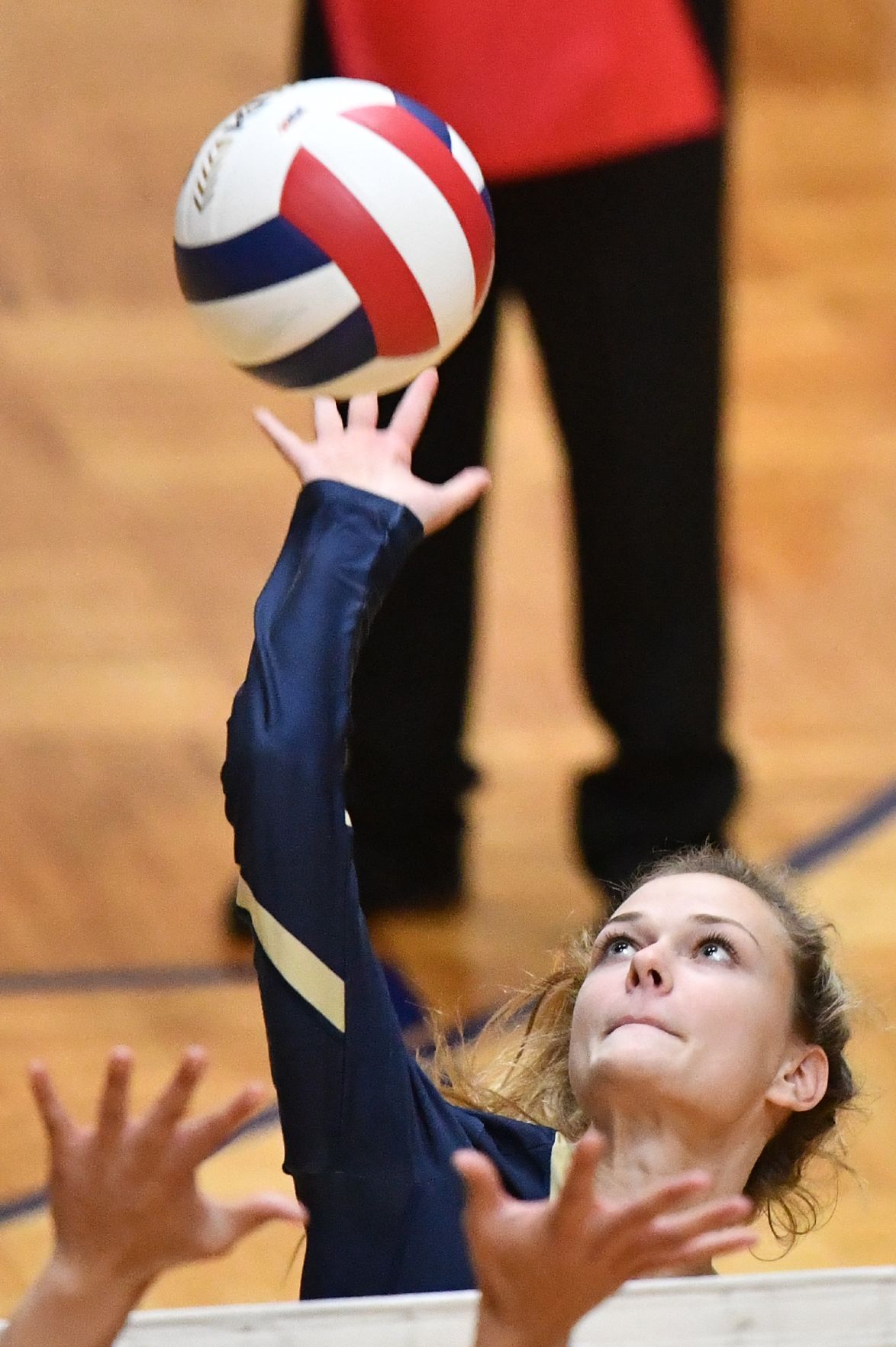 Althoff vs Minooka in 4A Volleyball Sectional Final
